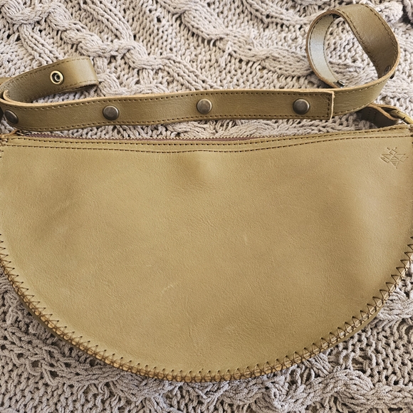 Lyons Leather Co Biggie Bee - Picture 4 of 8